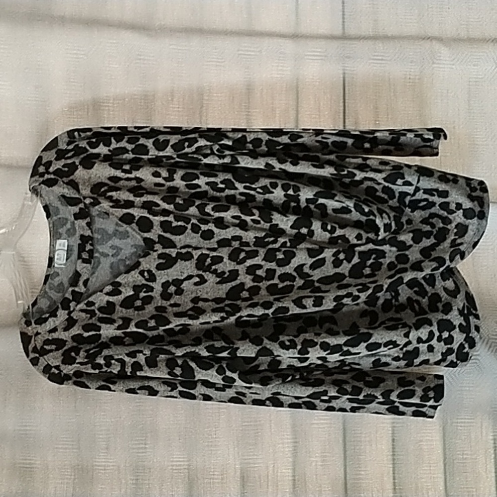 24/7 Maurice's Animal Print Top Size XXL